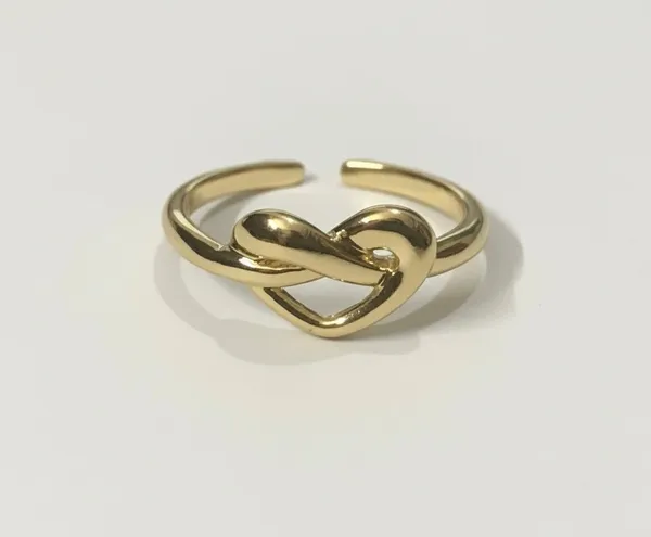 Gold_Intertwined_Promise_Ring_For_Women